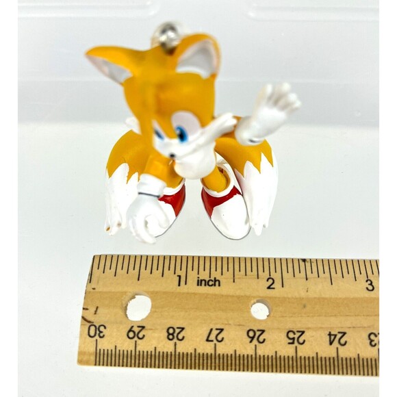 Hallmark Sonic The Hedge Hog Tails Christmas Tree ornament Holiday Decor 2inx3in - Picture 5 of 5